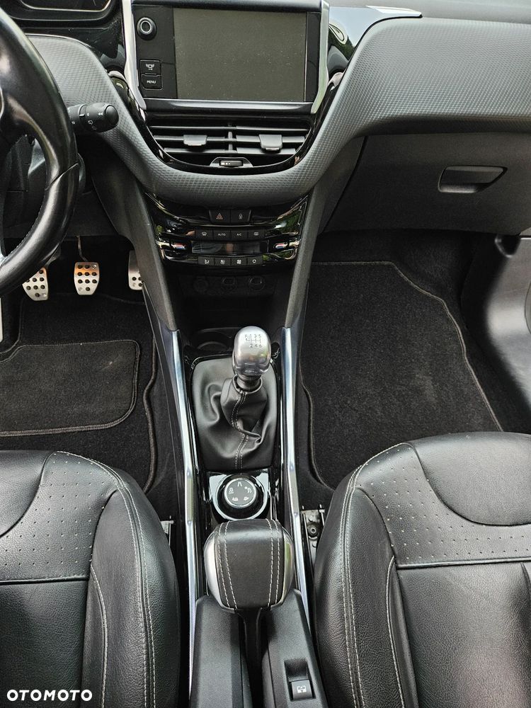 Peugeot 2008 e-HDi FAP 115 STOP & START Allure - 11