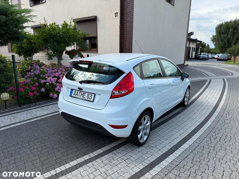 Ford Fiesta 1.25 Viva - 11
