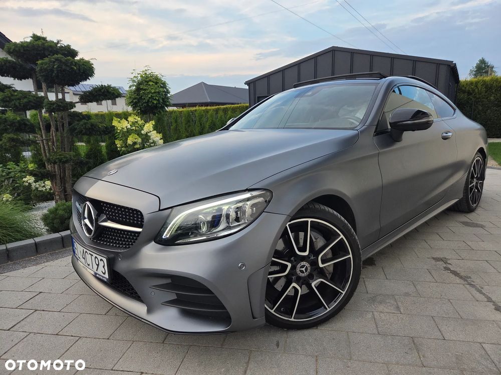 Mercedes-Benz Klasa C 300 4MATIC 9G-TRONIC - 33