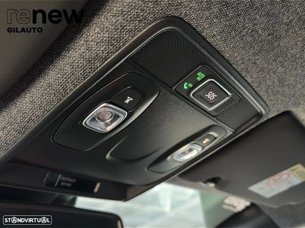 Renault Clio 1.0 TCe Techno Bi-Fuel - 23