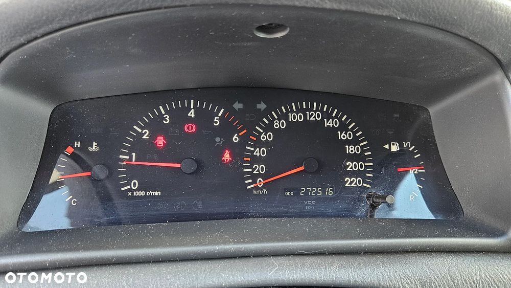 Toyota Corolla 1.4 D-4D - 21