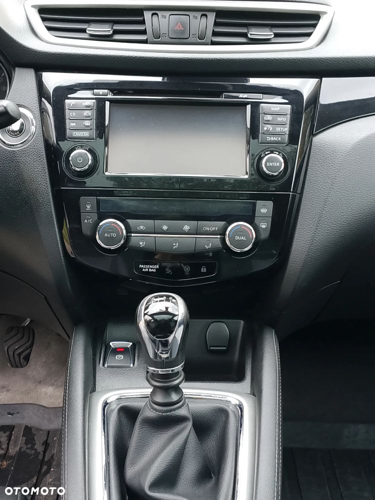 Nissan Qashqai 1.6 DIG-T N-Connecta - 7