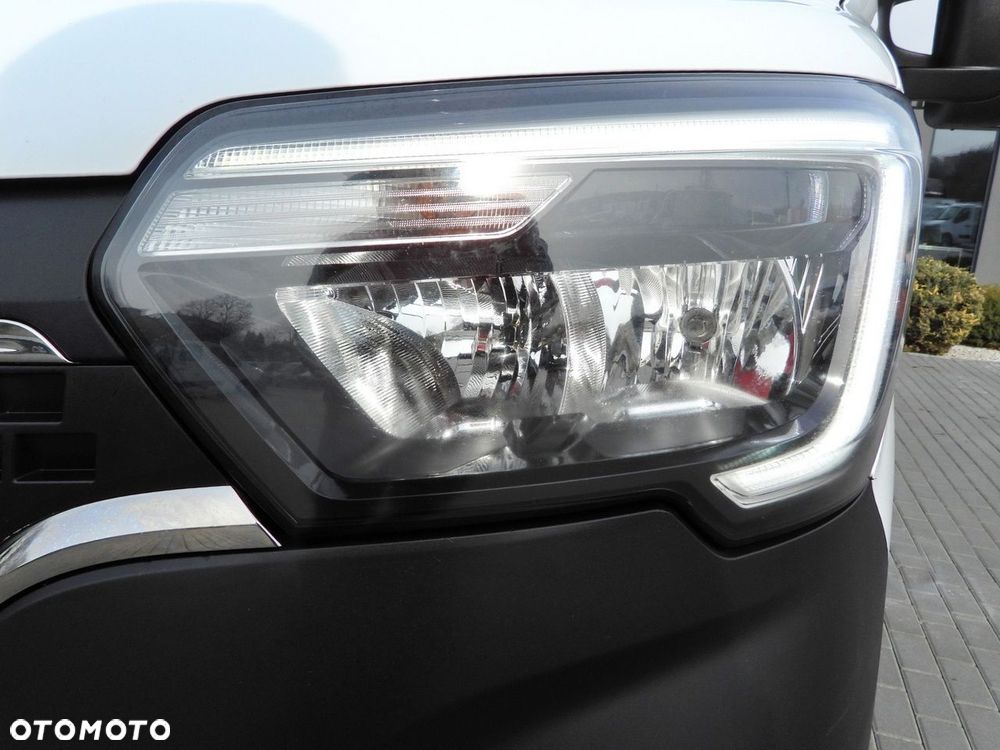 Renault MASTER FURGON BRYGADÓWKA 7 MIEJSC TEMPOMAT NAWIGACJA LEDY KLIMATYZACJA  180KM - 22