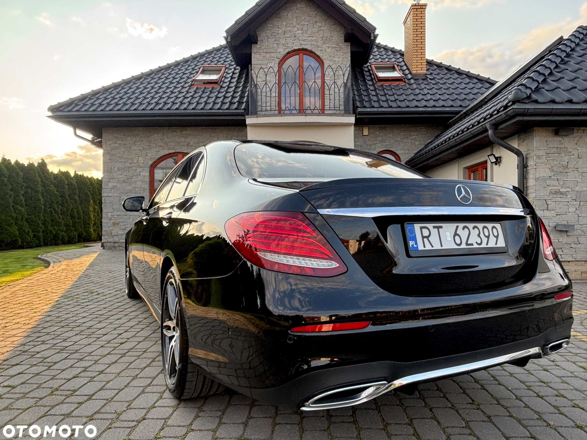 Mercedes-Benz Klasa E 220 d 9G-TRONIC AMG Line - 10