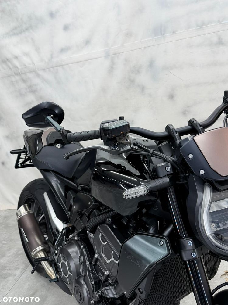 Honda CB - 3