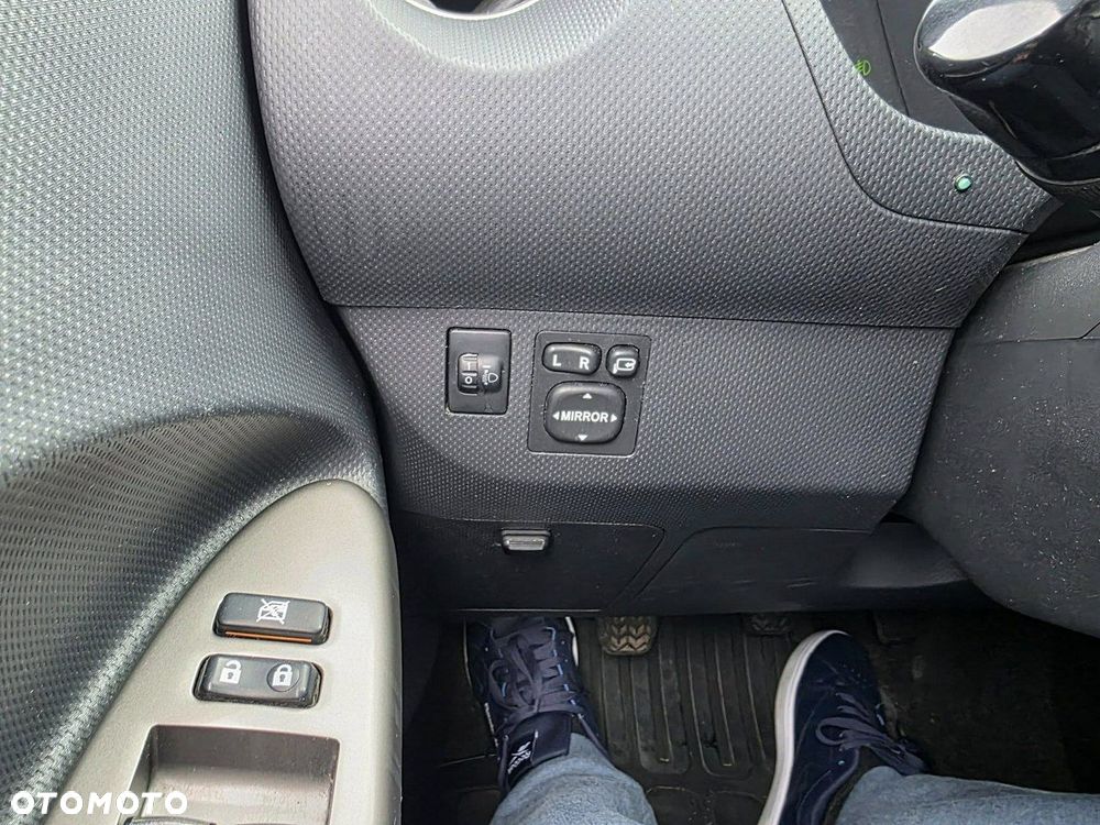 Toyota Urban Cruiser 1.33 Sol - 12