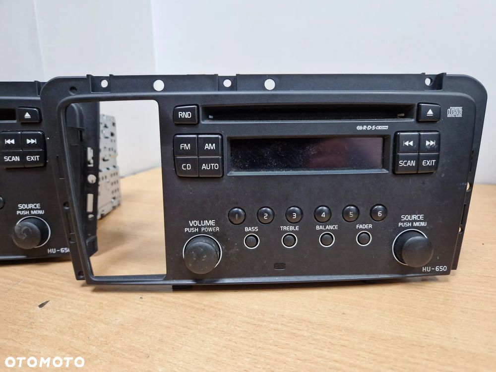VOLVO S60 I V70 II XC70I LIFT RADIO  HU-650 30745812 - 3
