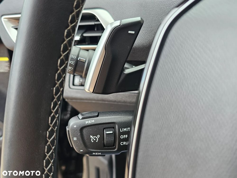 Peugeot 3008 225 e-EAT8 Allure Pack - 21