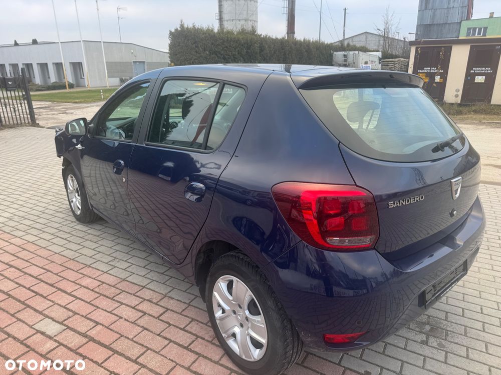 Dacia Sandero - 4