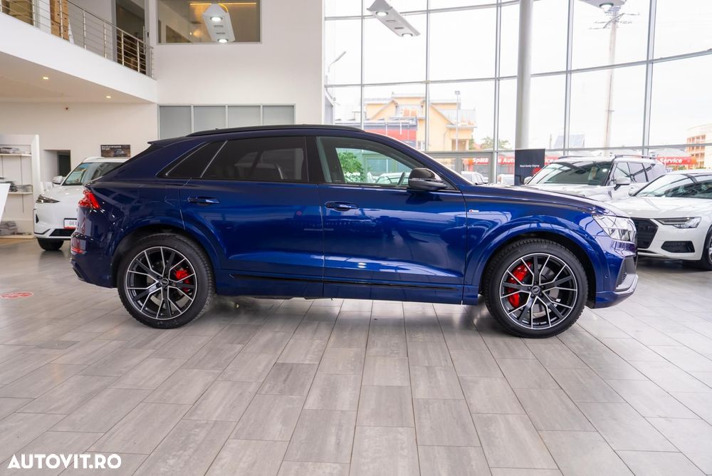 Audi Q8 - 9