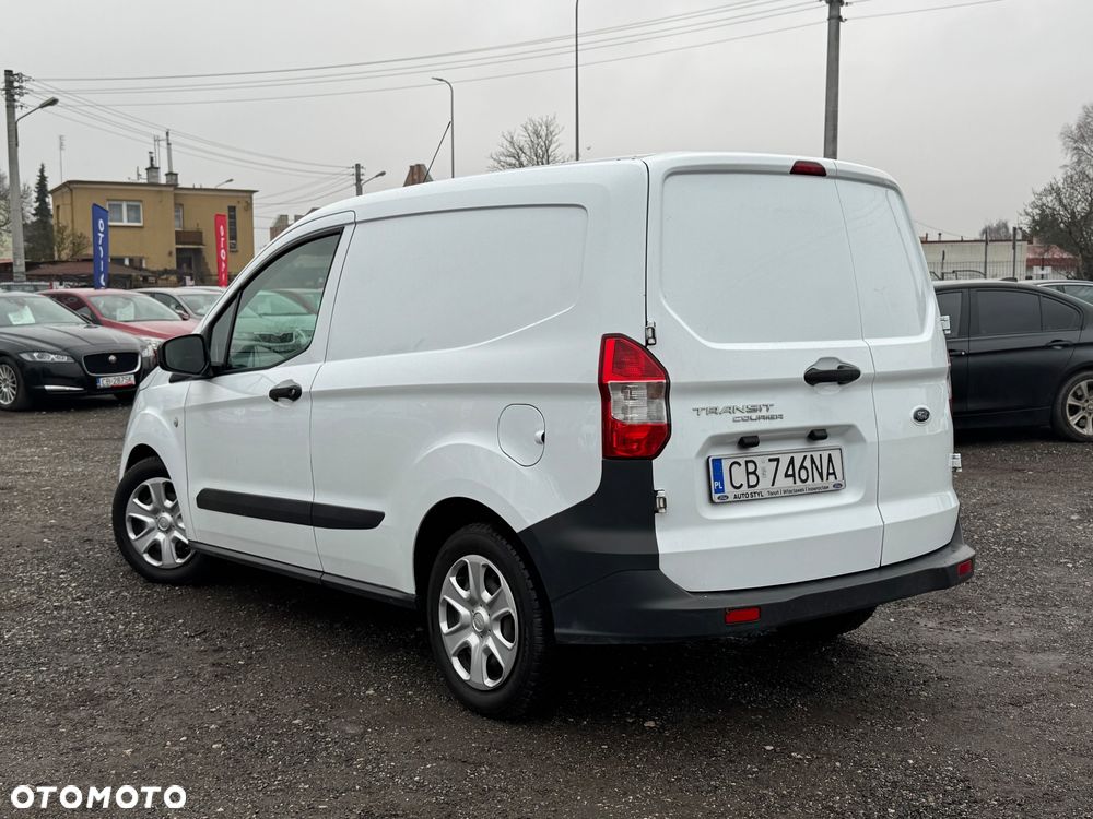 Ford Transit Courier Trend - 2
