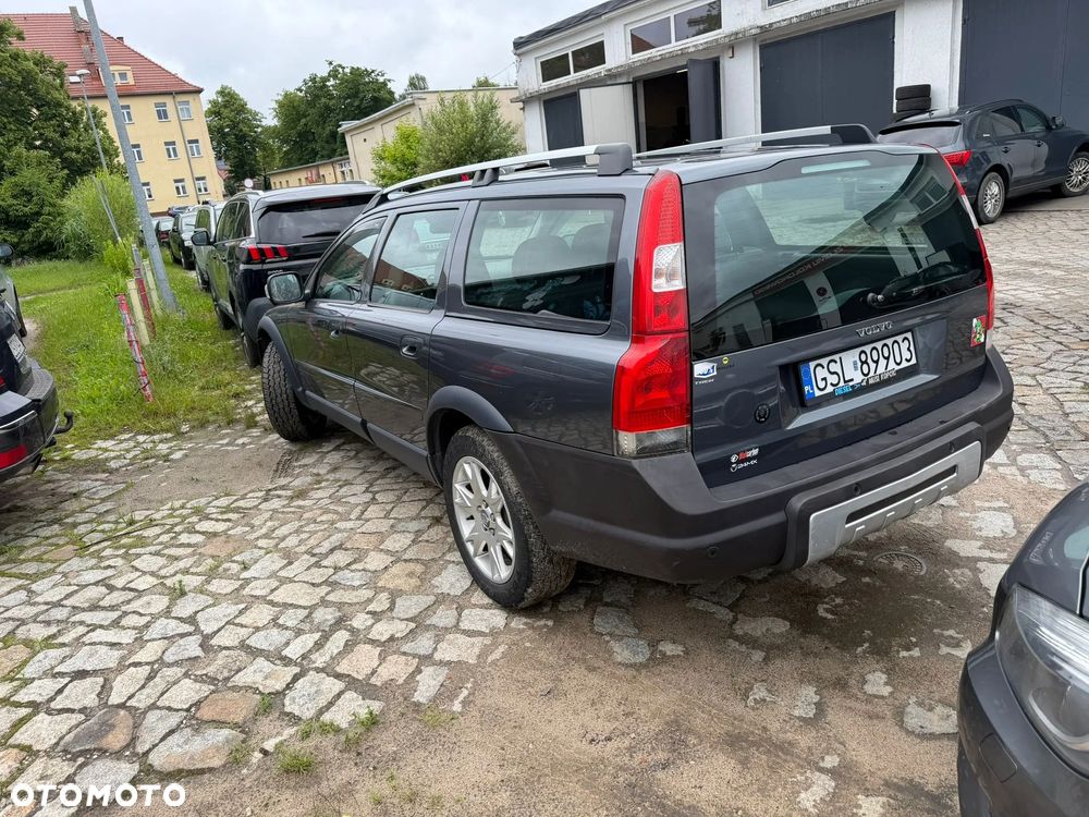 Volvo XC 70 D5 AWD Kinetic - 2