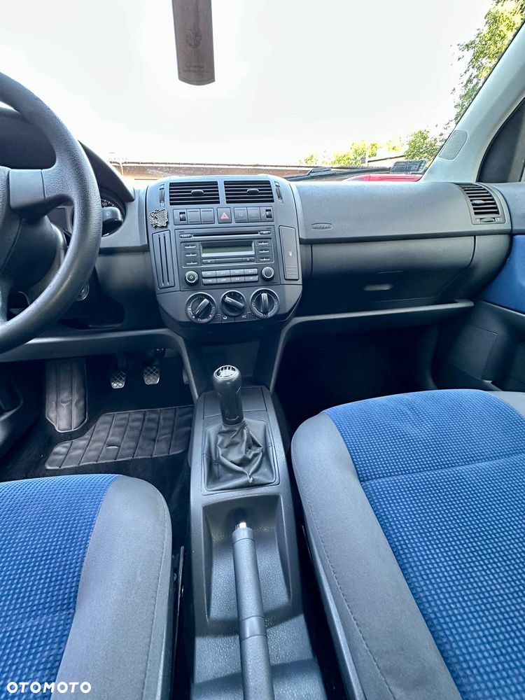Volkswagen Polo 1.4 TDI Comfortline - 9