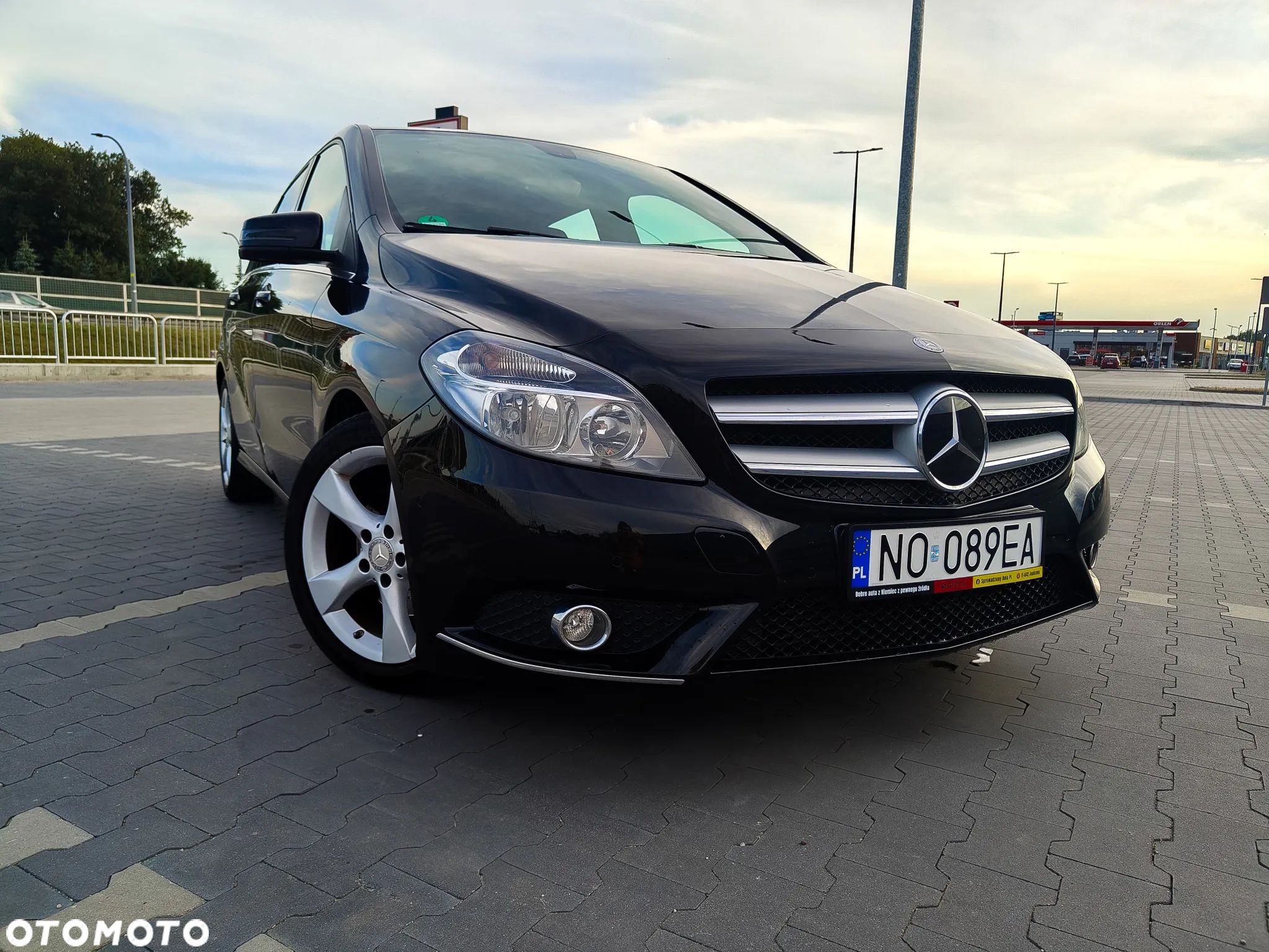 Mercedes-Benz Klasa B 180 - 1