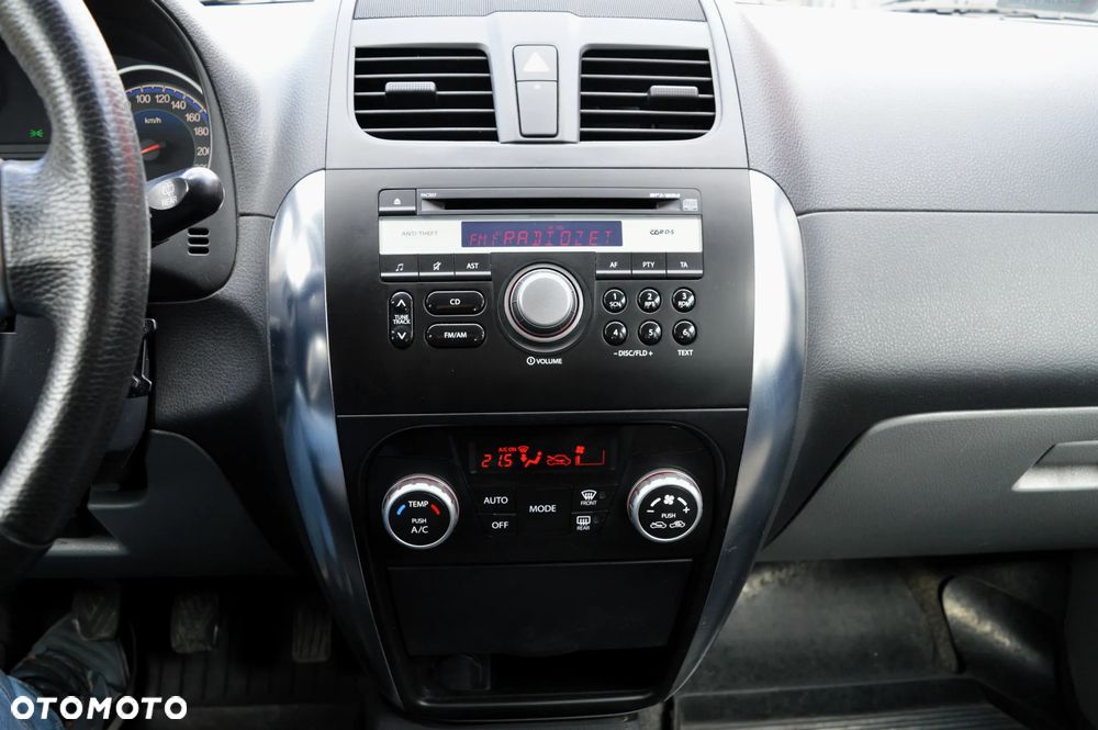 Suzuki SX4 1.6 VVT 4x4 Comfort - 14