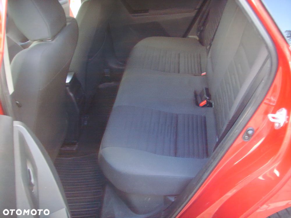 Toyota Auris - 12