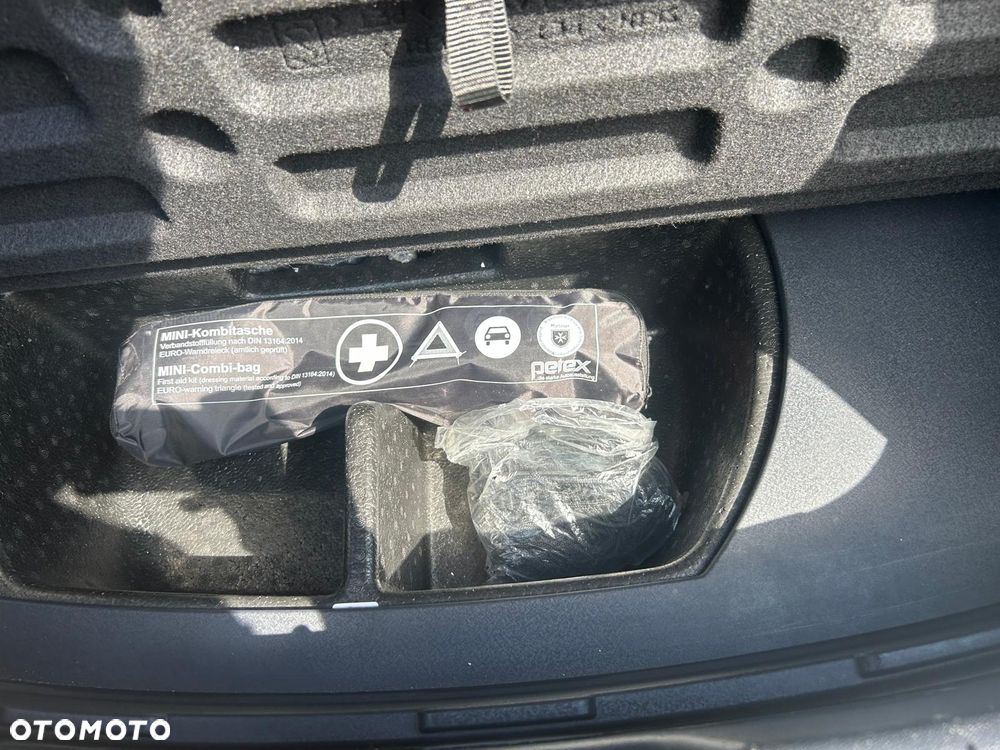 Kia Rio 1.2 M - 19