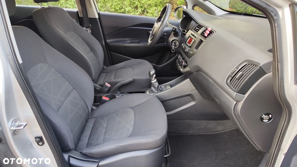 Kia Rio 1.4 Edition 7 - 28