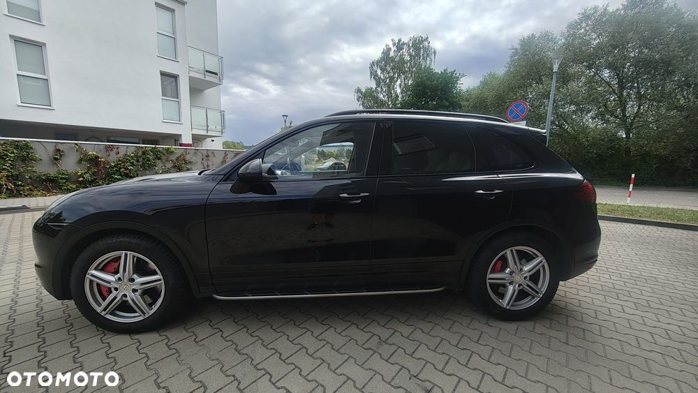Porsche Cayenne - 5