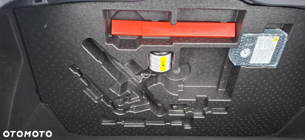 Toyota C-HR 1.8 Hybrid Dynamic - 14