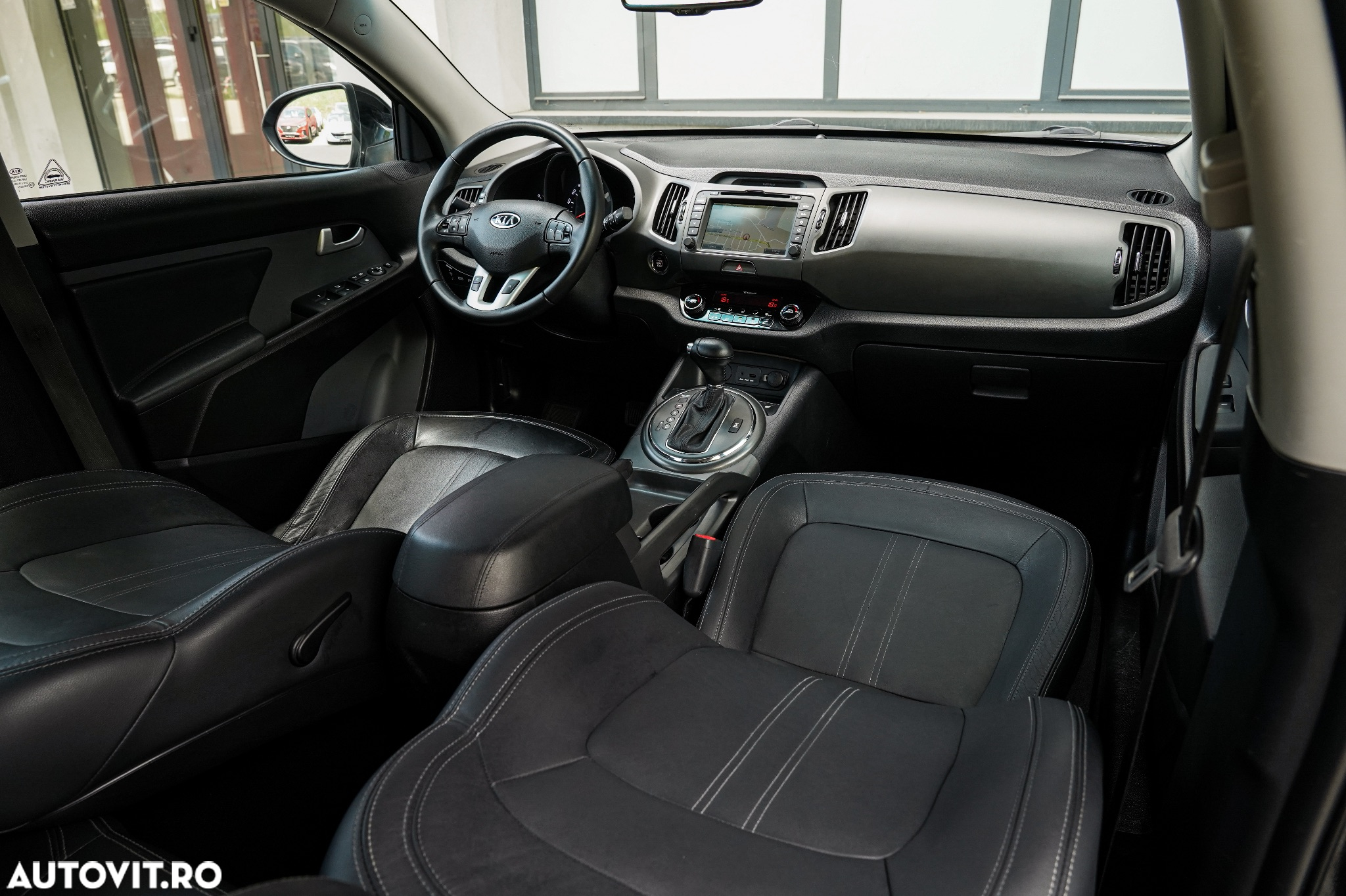Kia Sportage 2,0 CRDI AWD Aut. Platinum - 16