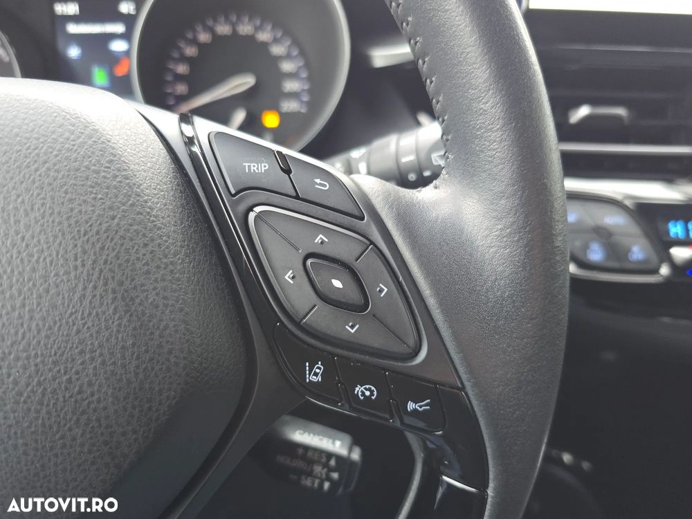 Toyota C-HR 1.8 HSD 122 CP 4x2 CVT C-ult Style - 16