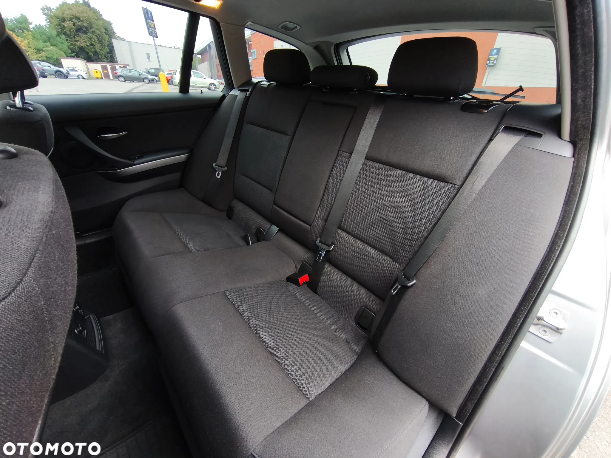BMW Seria 3 320i - 17