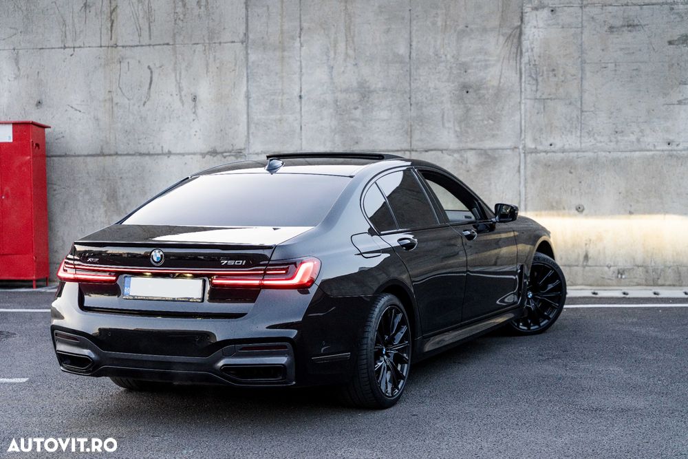 BMW Seria 7 750i xDrive - 7