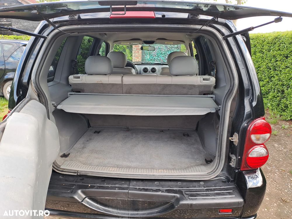 Jeep Cherokee - 5