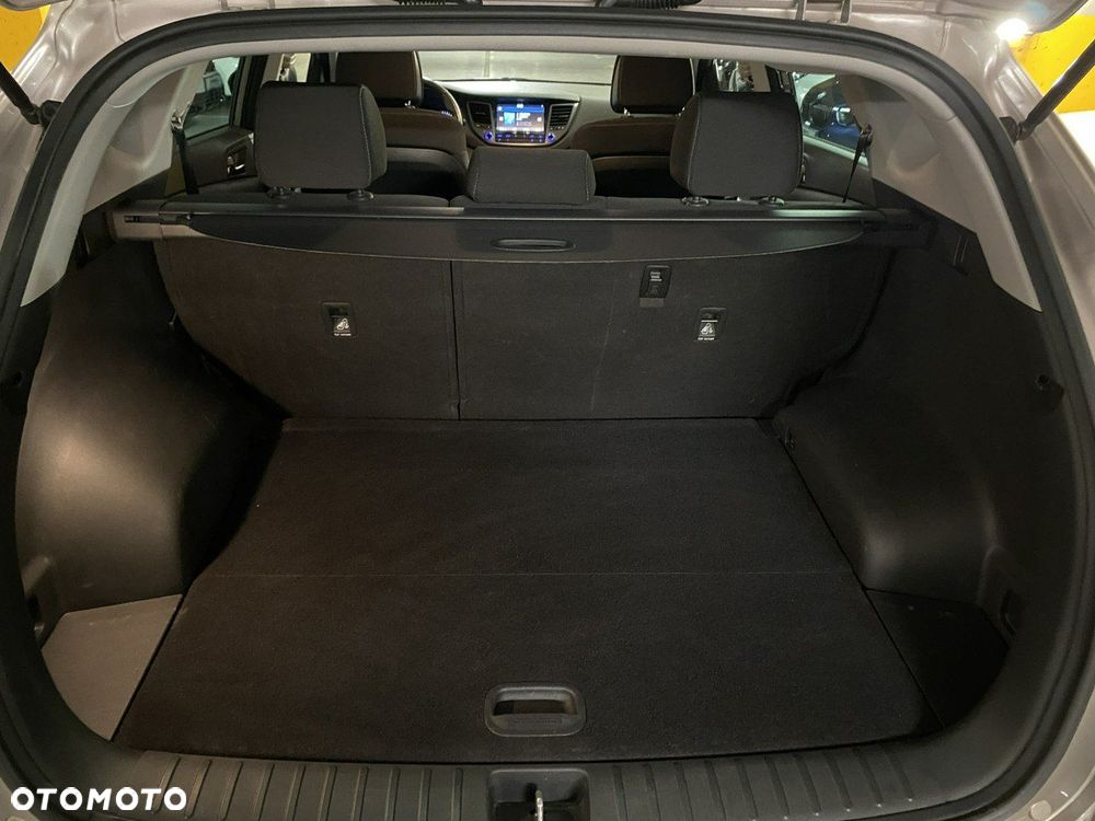 Hyundai Tucson - 16