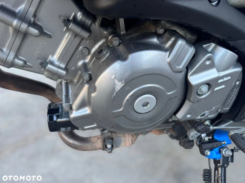 Suzuki Gladius - 17