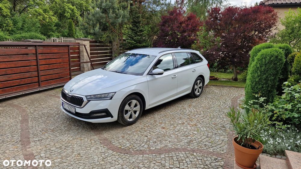 Skoda Octavia 2.0 TDI Ambition DSG - 3