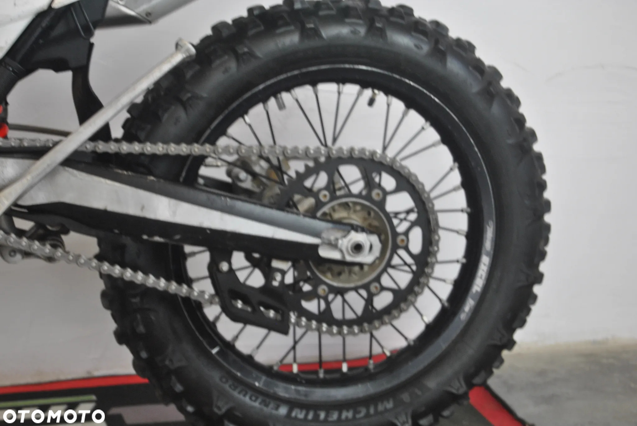 Beta RR - 8