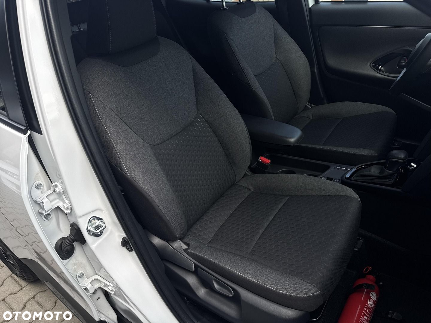 Toyota Yaris Cross Hybrid 1.5 Style AWD - 13