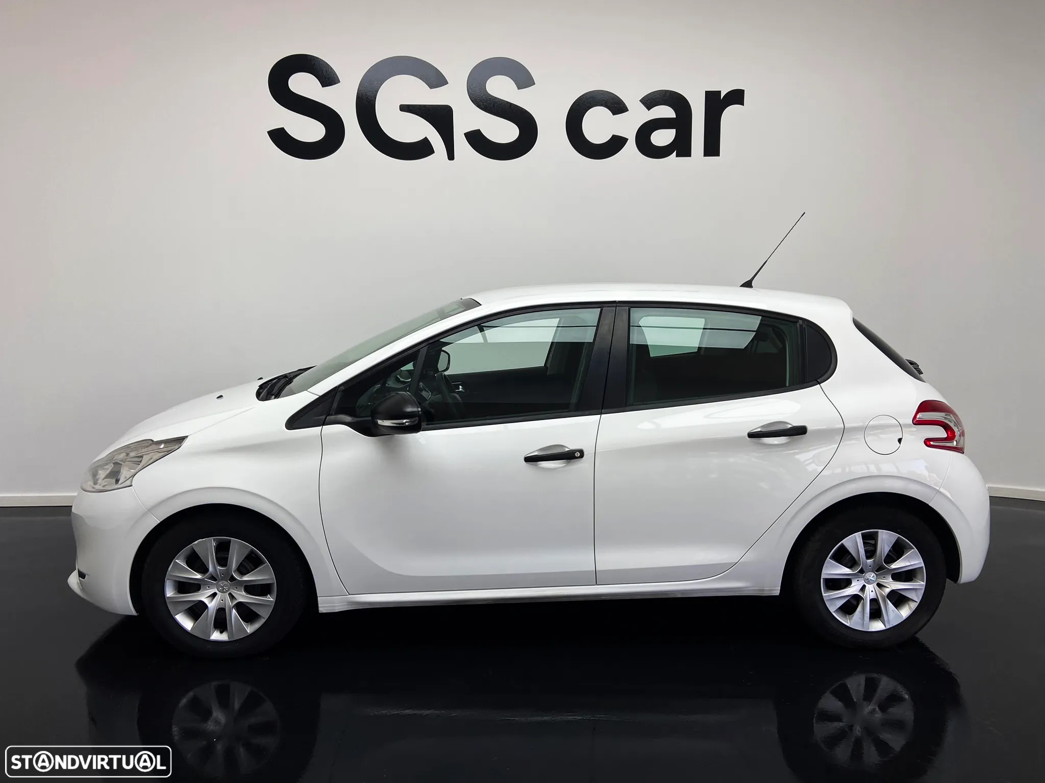 Peugeot 208 1.4 HDi Active - 2