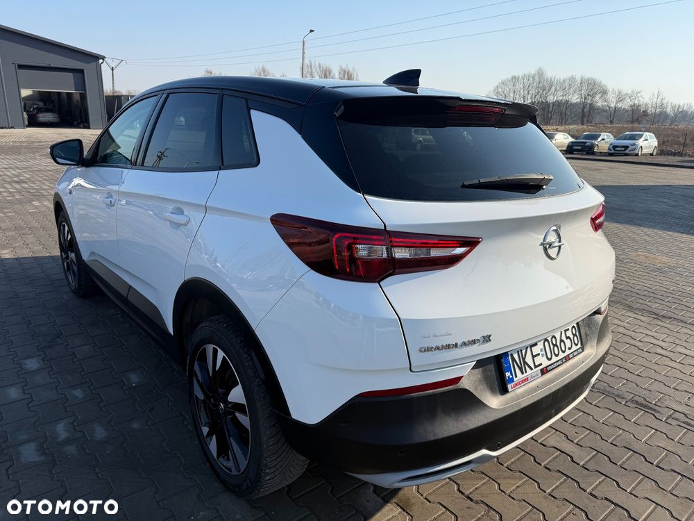 Opel Grandland X 1.2 Start/Stop Design Line - 32