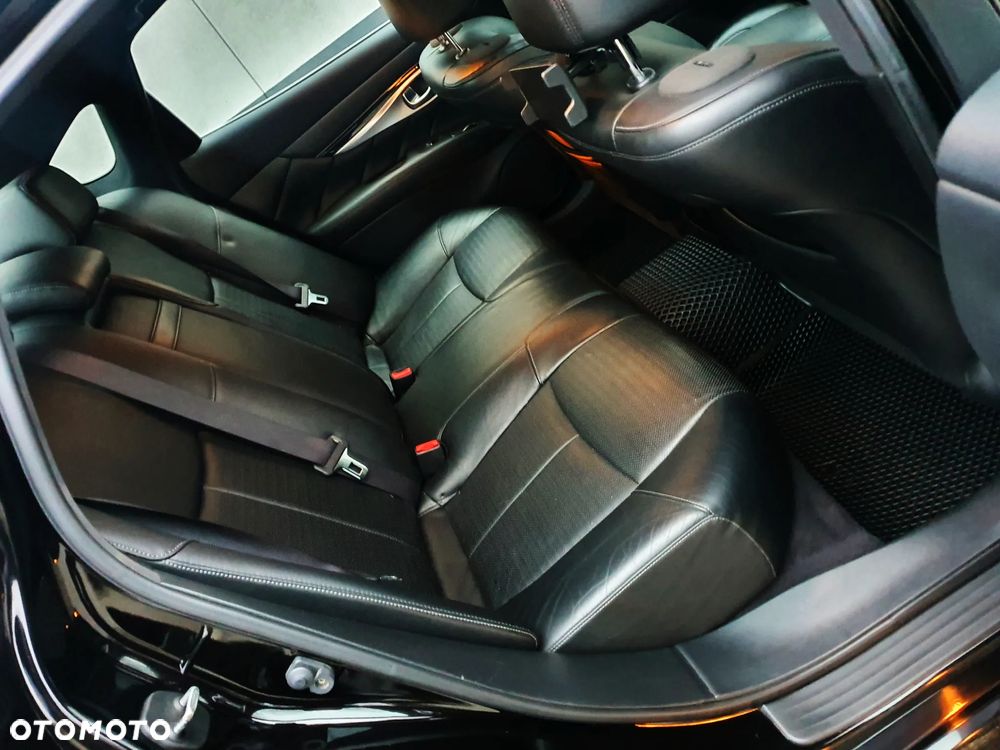 Infiniti M M30d S Premium - 11
