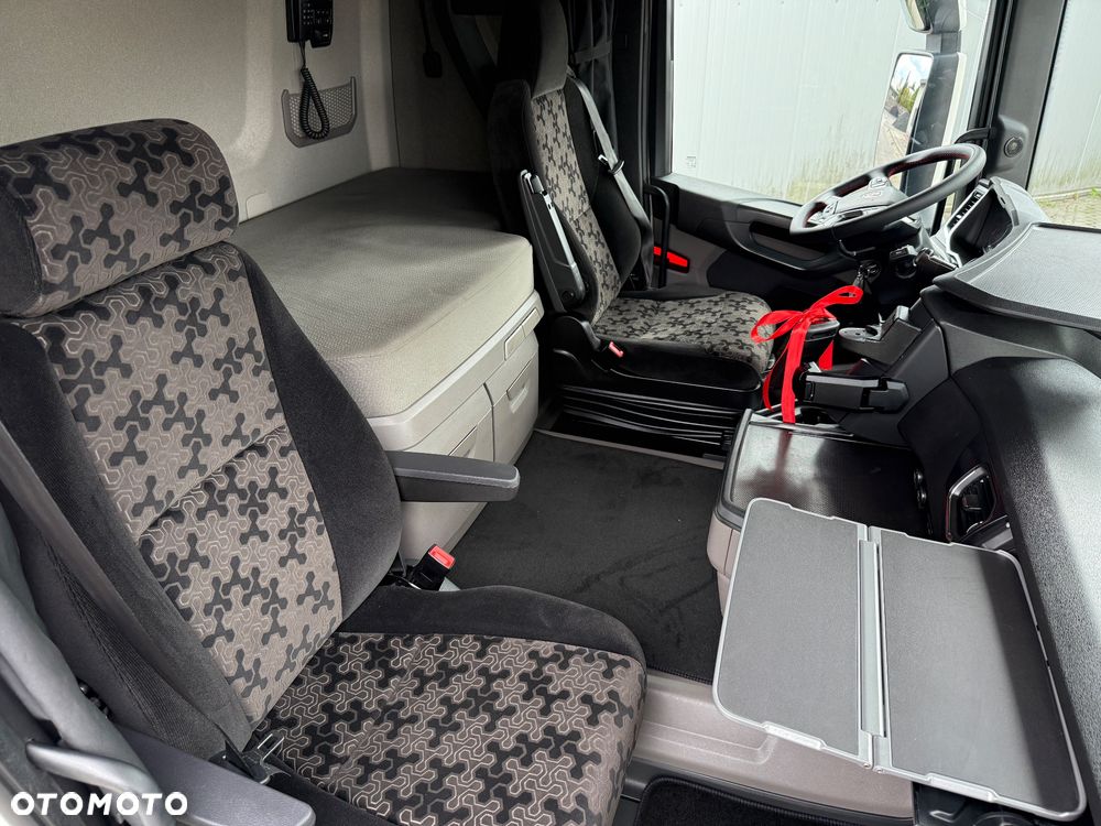 Scania - 37