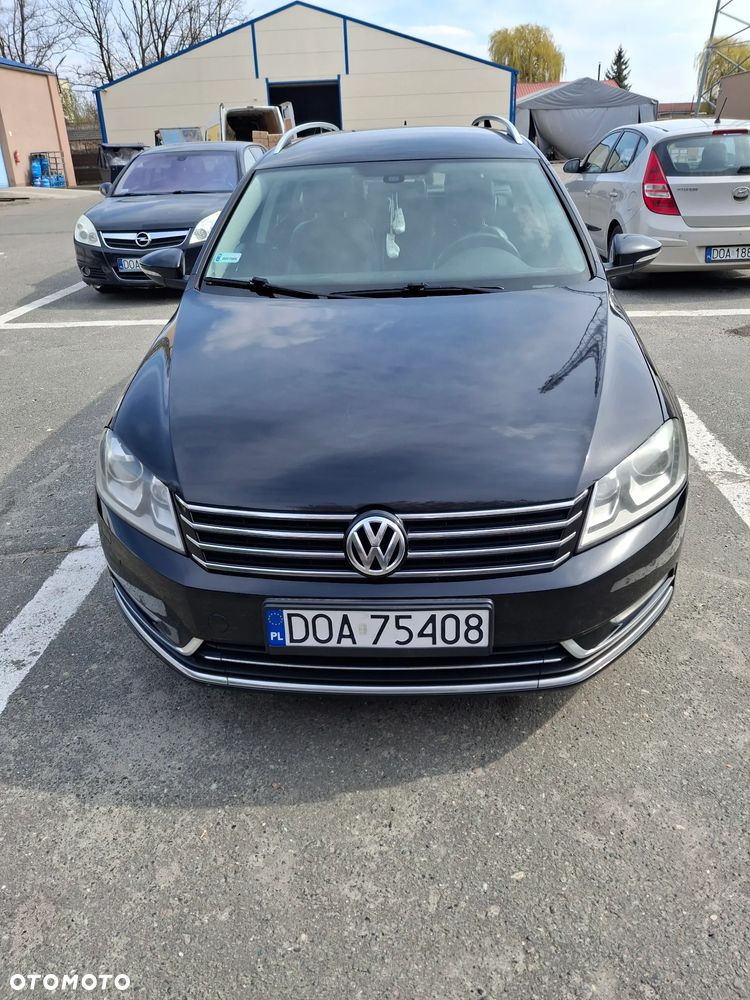 Volkswagen Passat 2.0 TDI Comfortline DSG - 2