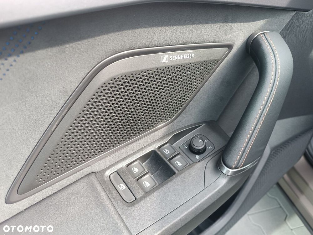 Cupra Formentor 1.5 eTSI mHEV DSG - 12