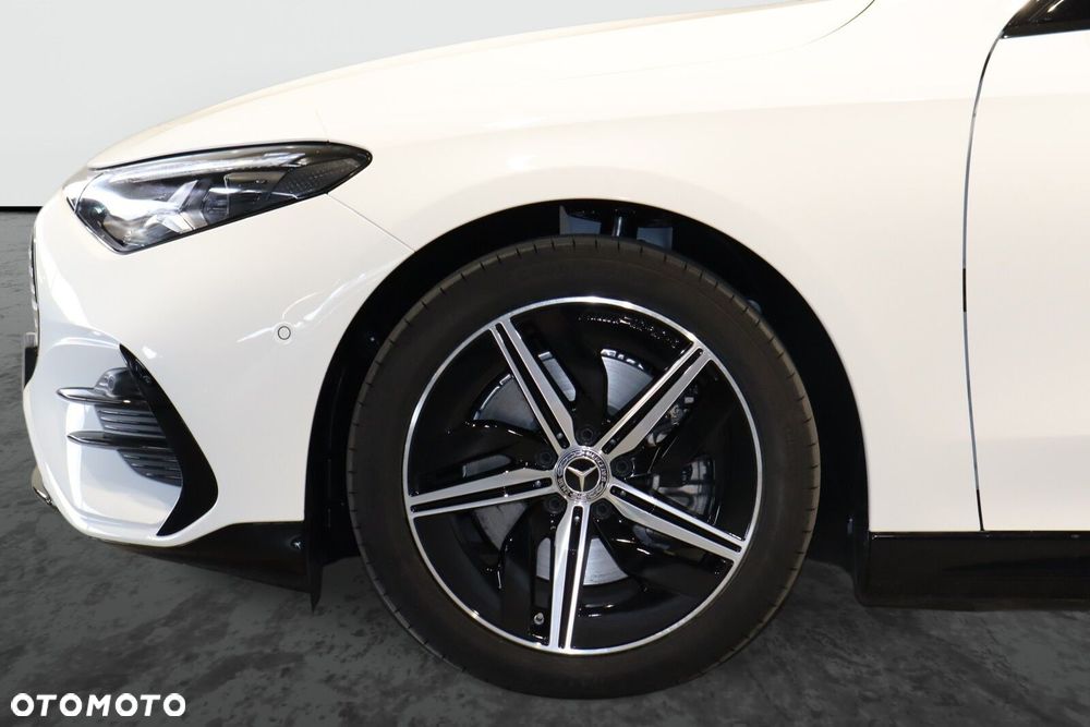 Mercedes-Benz CLA - 8