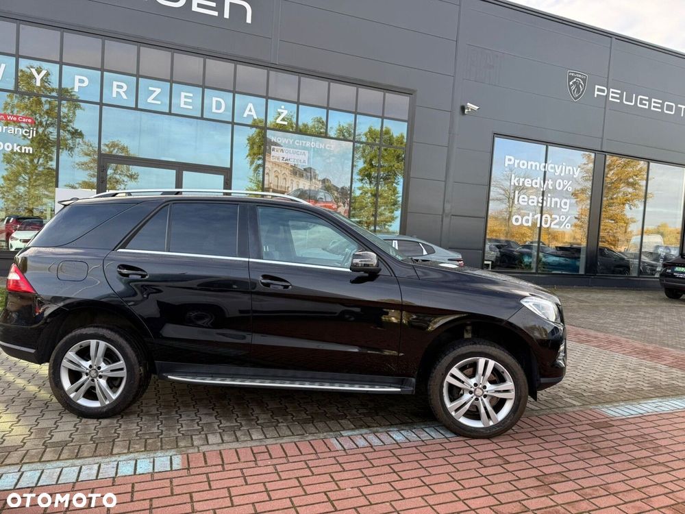 Mercedes-Benz ML 350 BlueTec 4-Matic - 2