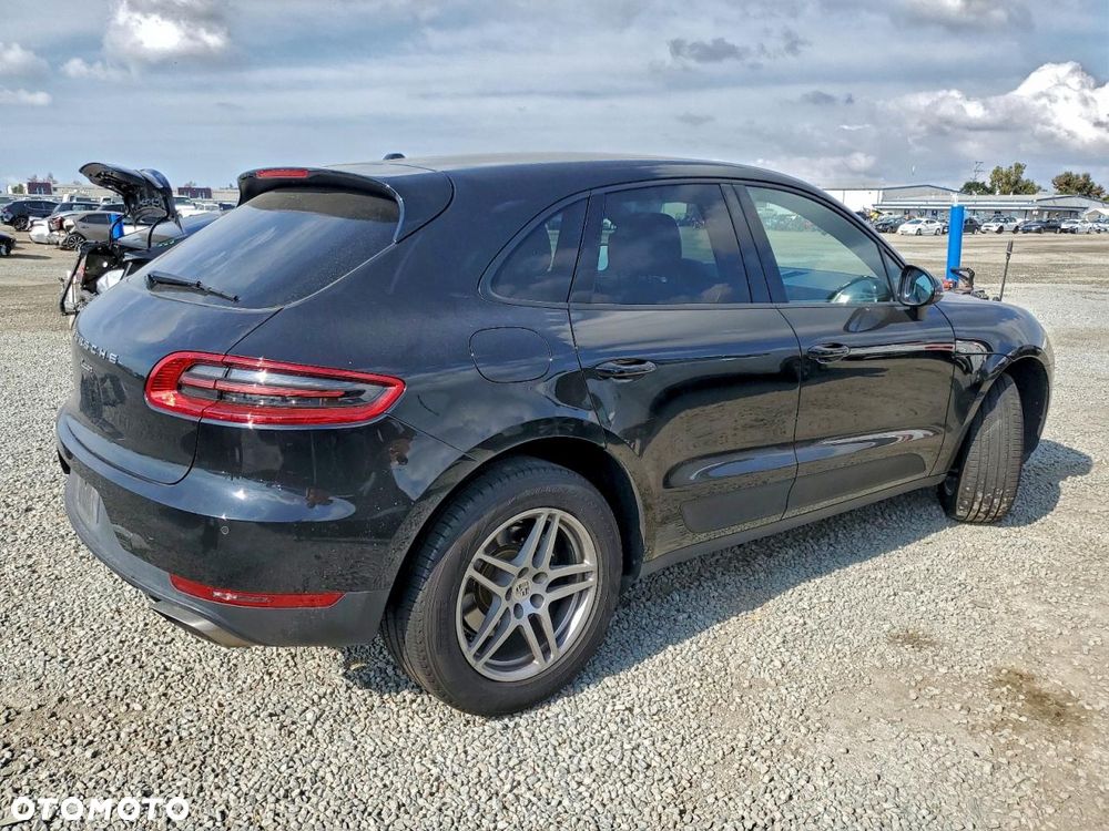 Porsche Macan - 4