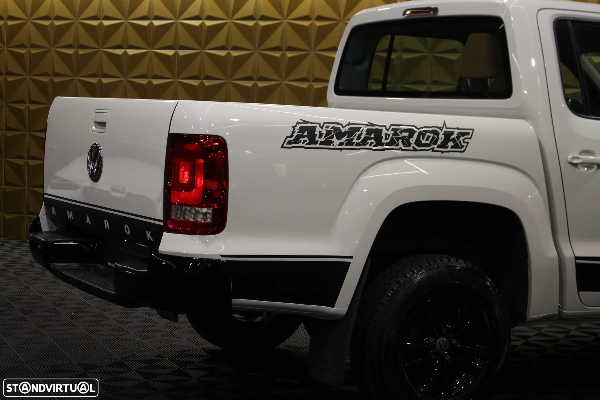 VW Amarok 2.0 TDi CD Extra AC Plus CM 4Motion - 13