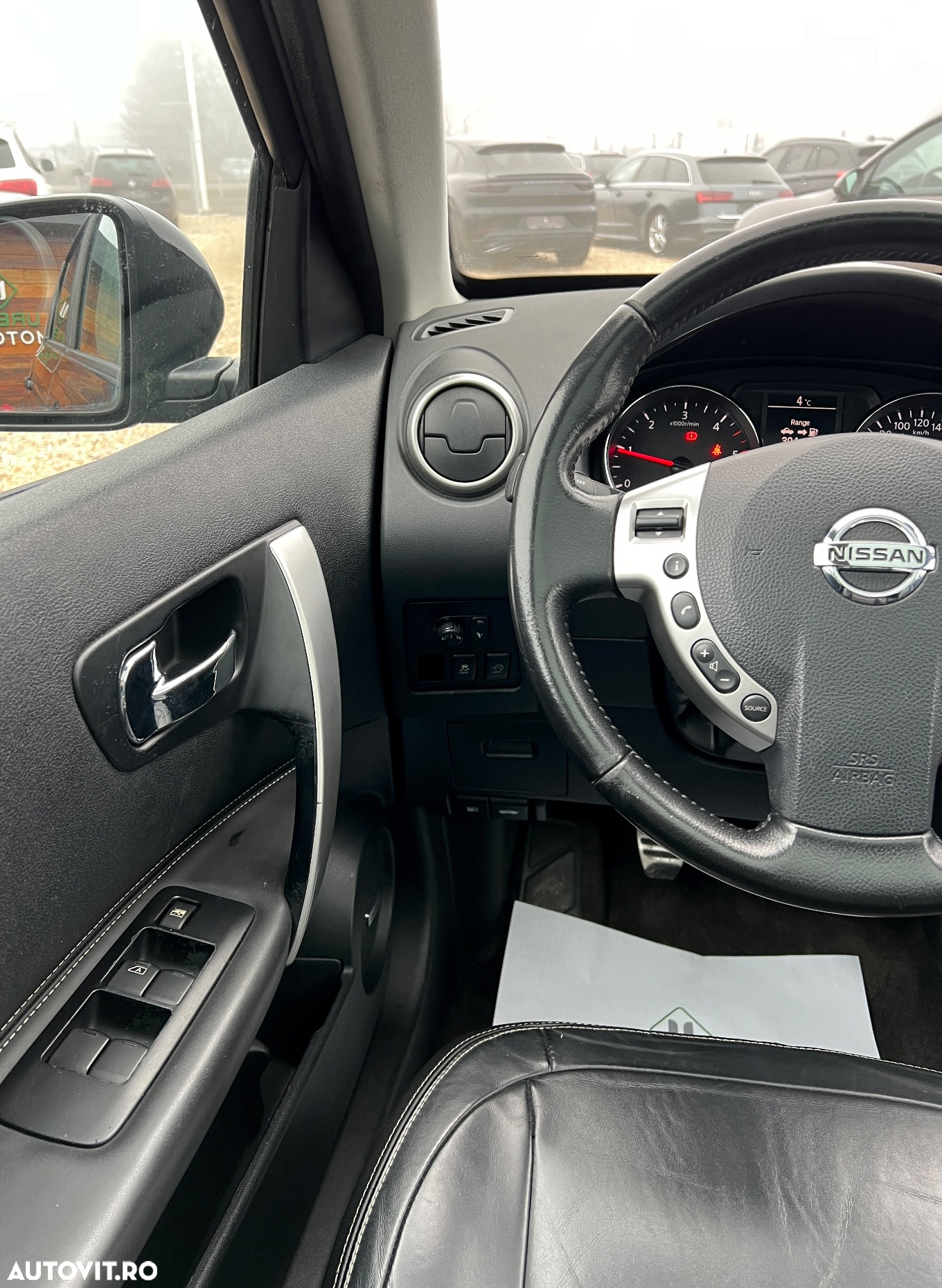Nissan Qashqai 1.6 dCi DPF tekna - 14