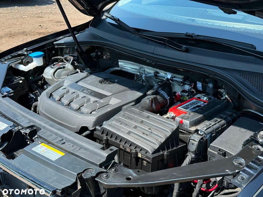 Volkswagen Tiguan Allspace - 8