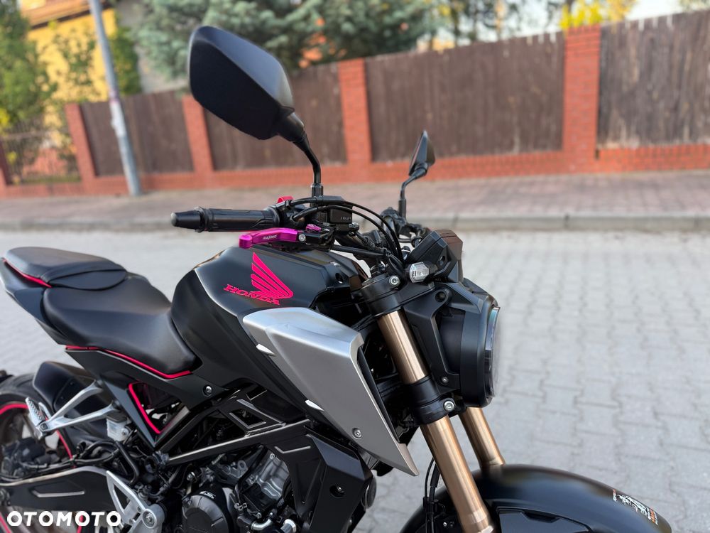 Honda CB - 4