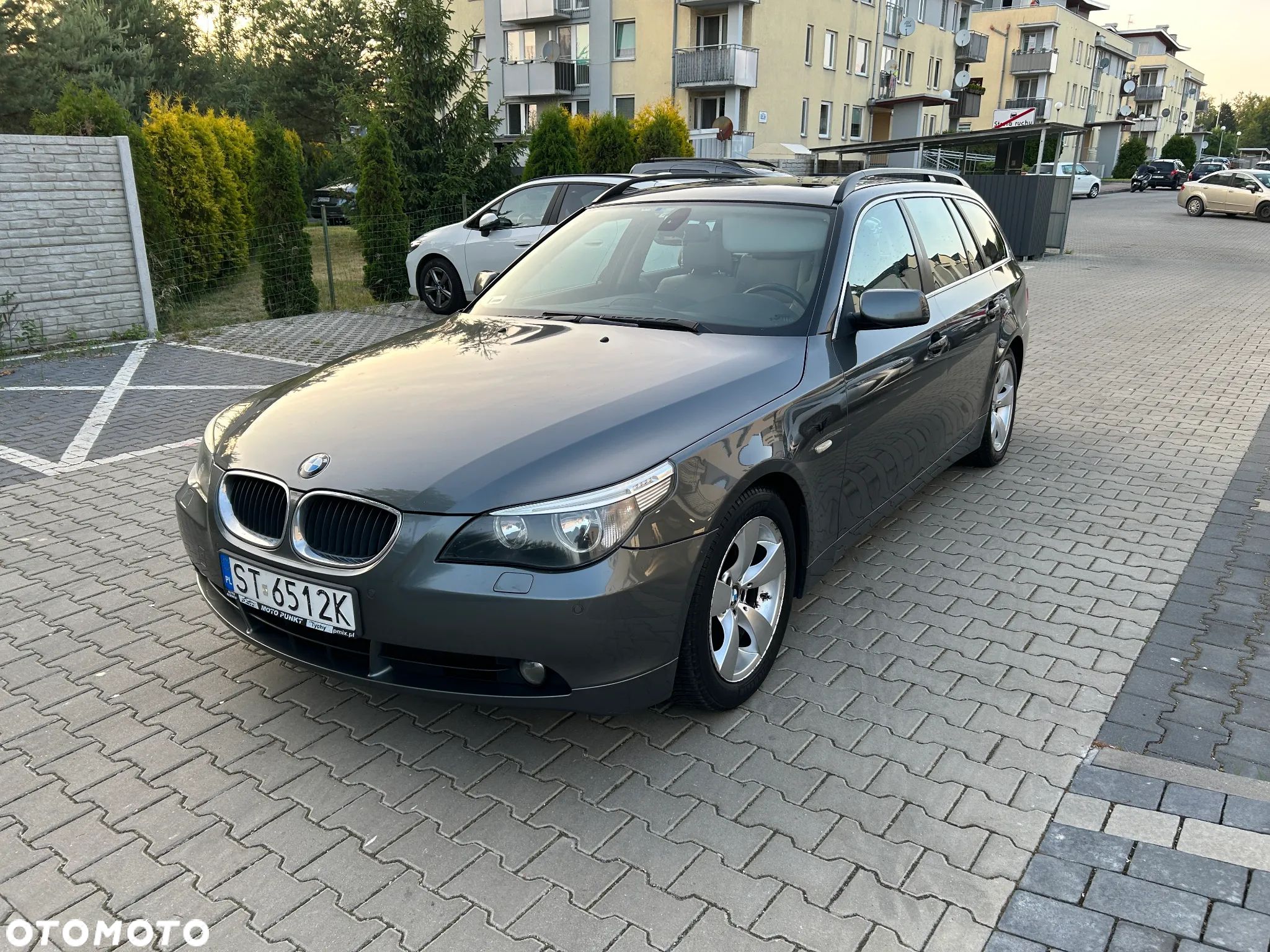 BMW Seria 5 520d Touring Edition Fleet - 1