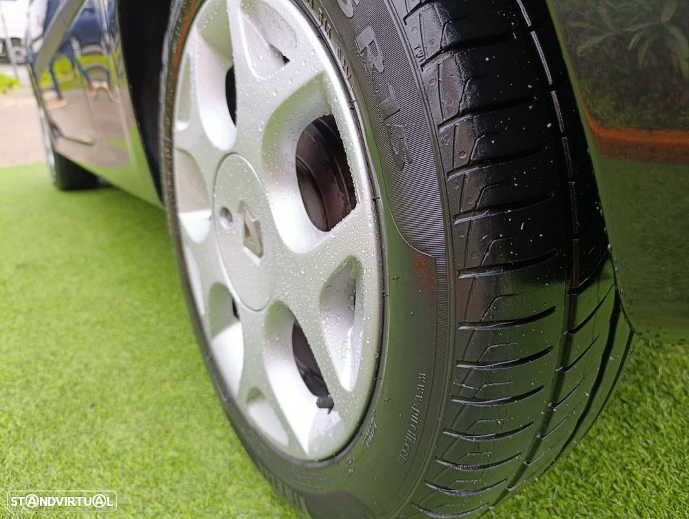 Renault Twingo 1.2 TCE GT - 15