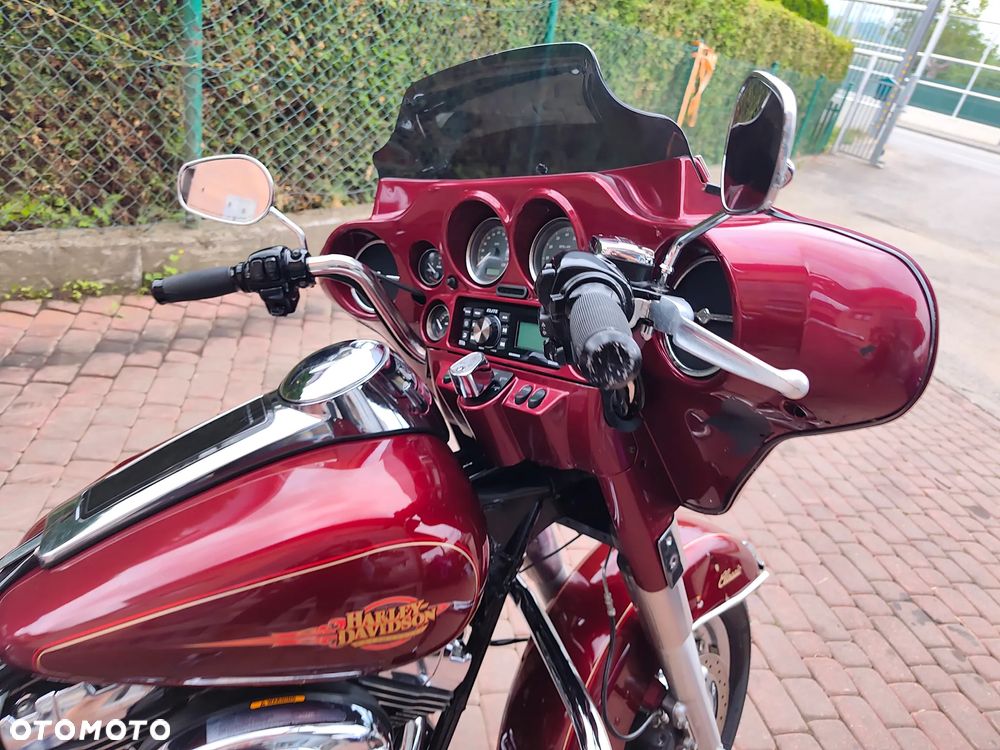Harley-Davidson FLHTCU Ultra - 22